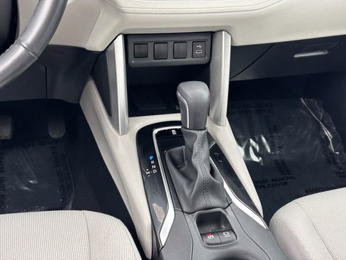 Certified 2023 Toyota Corolla Cross LE image 34