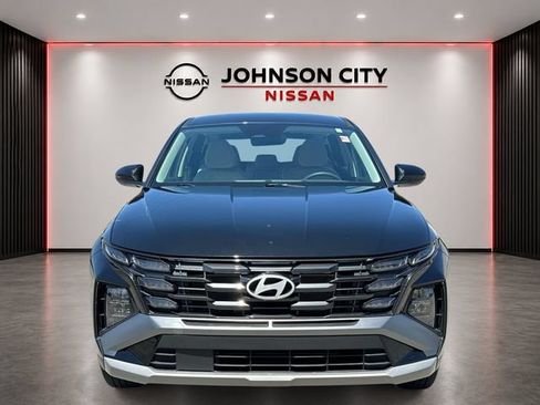 Used 2025 Hyundai Tucson SE FWD image 10