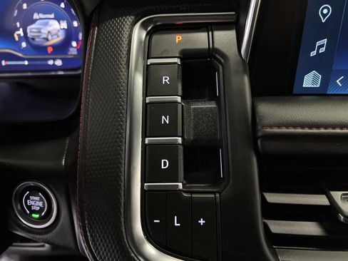 Used 2023 Chevrolet Suburban RST w/ Luxury Package image 23