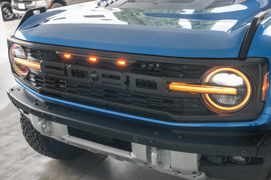 New 2026 Ford Bronco Raptor w/ Interior Carbon Fiber Pack AWD/4WD image 12