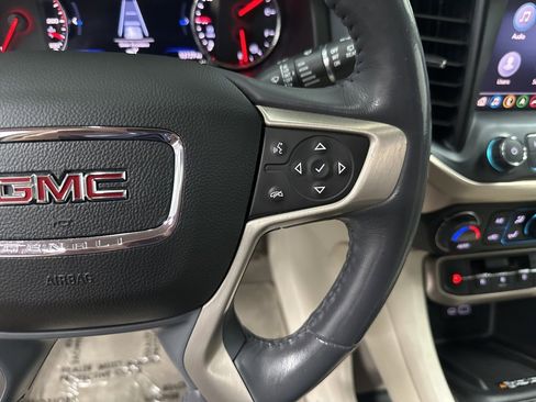 Used 2020 GMC Acadia Denali w/ LPO, Floor Liner Package image 18