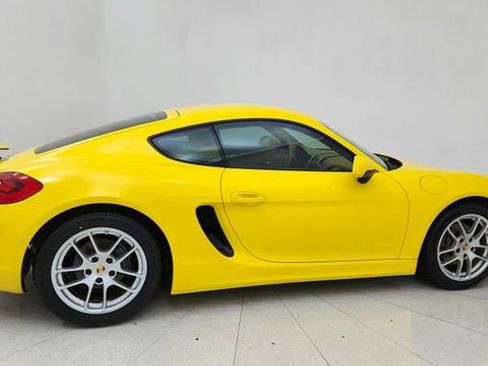 Used 2014 Porsche Cayman image 6