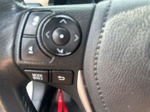 Used 2015 Toyota Corolla S FWD image 7