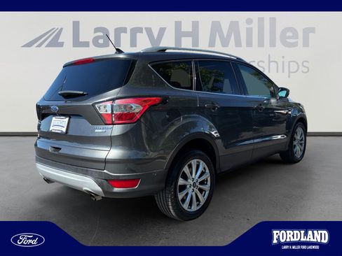 Used 2018 Ford Escape Titanium w/ Ford Safe & Smart Package AWD/4WD image 5