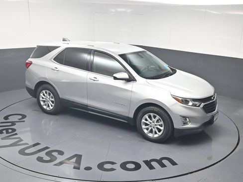 Used 2018 Chevrolet Equinox LT FWD image 30
