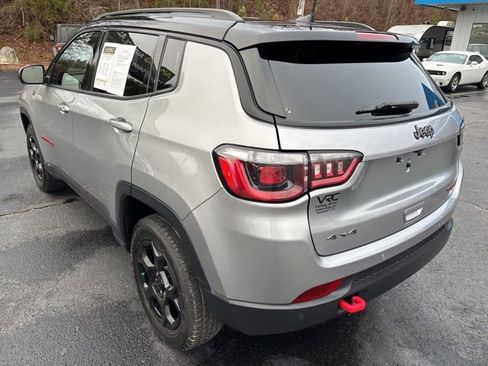 Used 2023 Jeep Compass Trailhawk AWD/4WD image 7