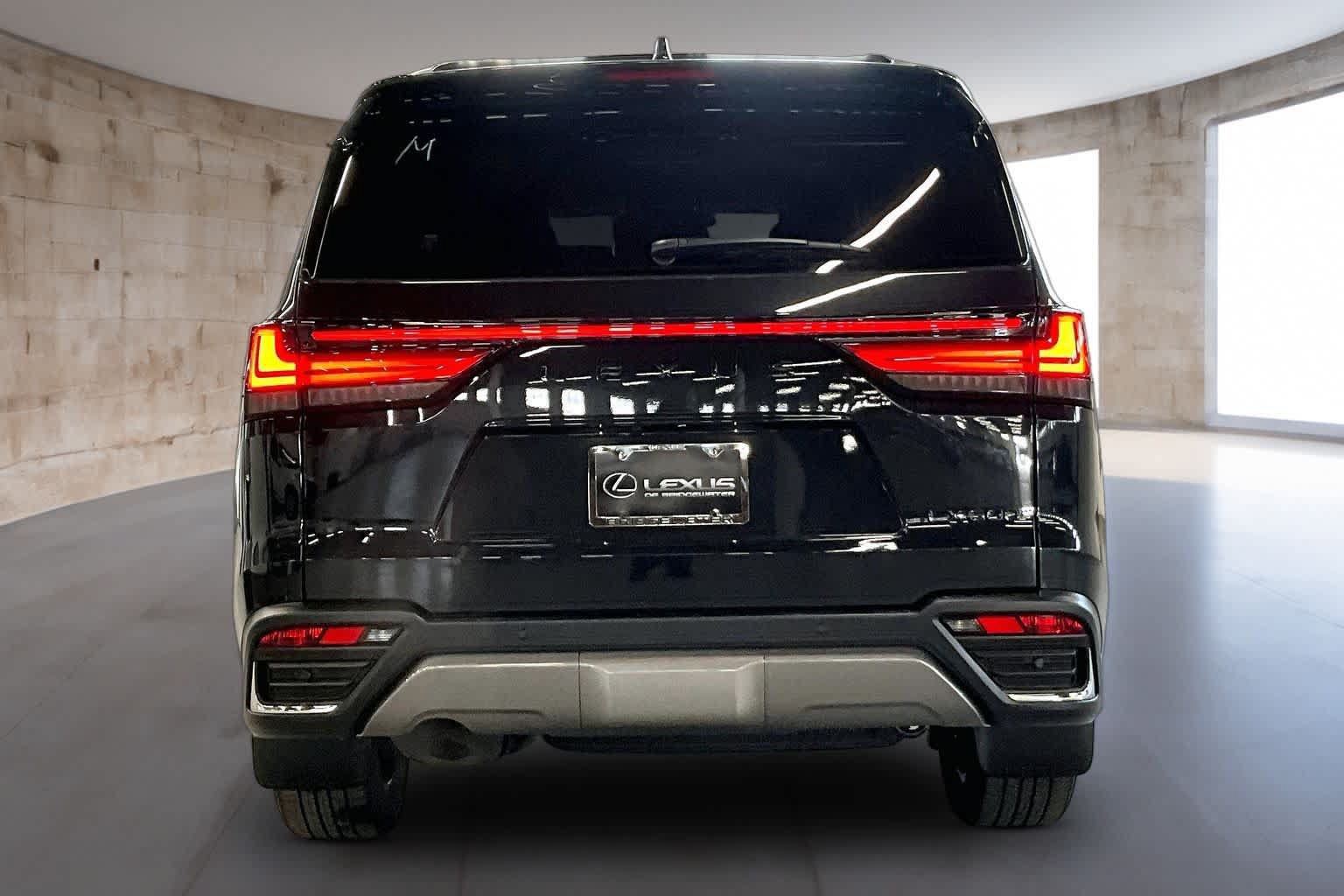 New 2026 Lexus LX 600 4WD w/ Luxury Package image 4