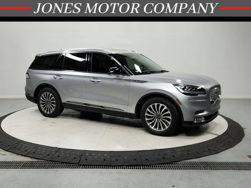 Used 2021 Lincoln Aviator Reserve RWD image 1