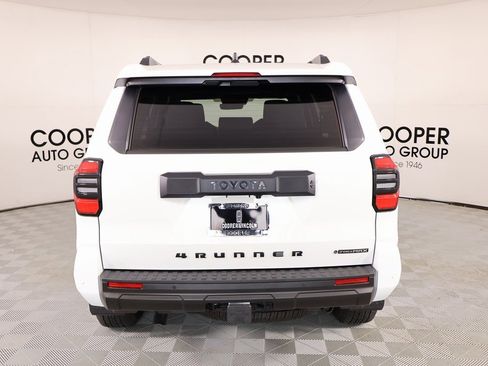 Used 2025 Toyota 4Runner TRD Off-Road Premium image 22