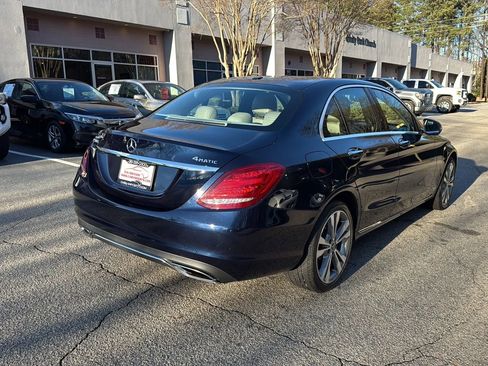 Used 2018 Mercedes-Benz C 300 4MATIC Sedan image 5