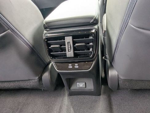 Used 2025 Lexus RZ 300e w/ Accessory Package (Z1) image 18