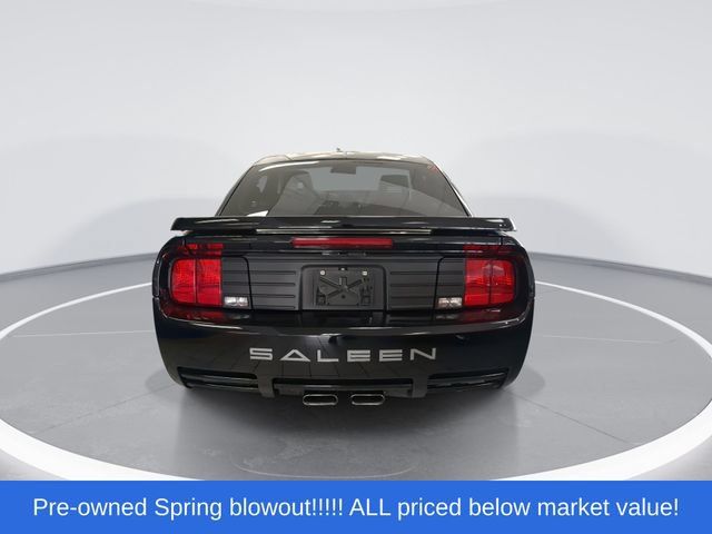 Used 2005 Ford Mustang GT Premium RWD image 2