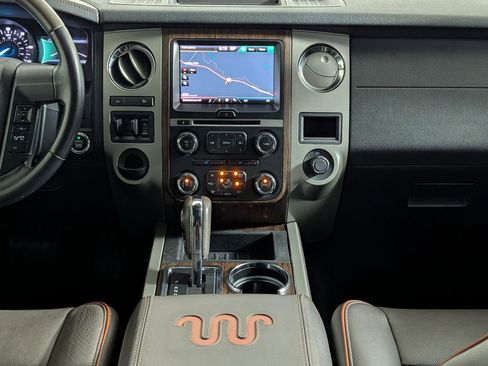 Used 2015 Ford Expedition King Ranch RWD image 16