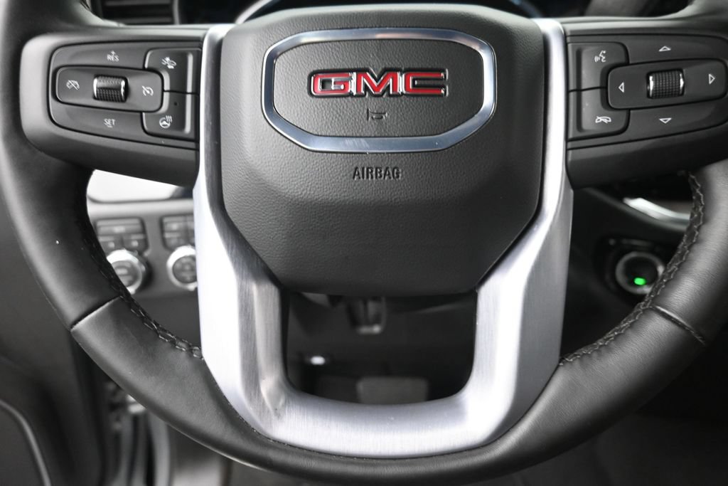 Used 2026 GMC Sierra 1500 SLT AWD/4WD image 17