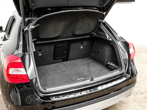 Used 2016 Mercedes-Benz GLA 250 image 43