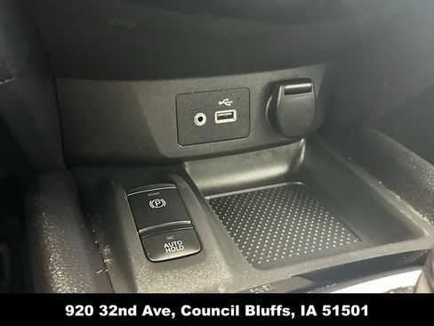 Used 2022 Nissan Rogue Sport SL AWD/4WD image 23