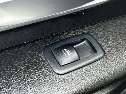 Used 2023 RAM 1500 Big Horn image 30