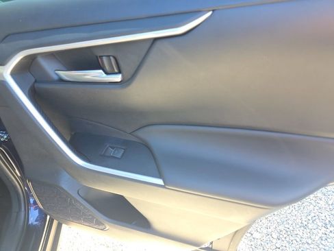 Used 2023 Toyota RAV4 XLE w/ Convenience Package image 18