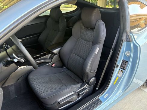 Used 2010 Hyundai Genesis 2.0T RWD image 19