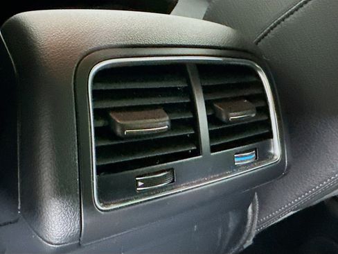 Used 2017 Audi Q5 2.0T Premium Plus w/ Technology Package image 28