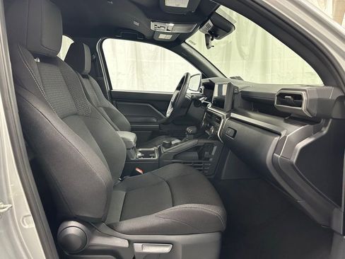 Used 2025 Toyota 4Runner SR5 image 61