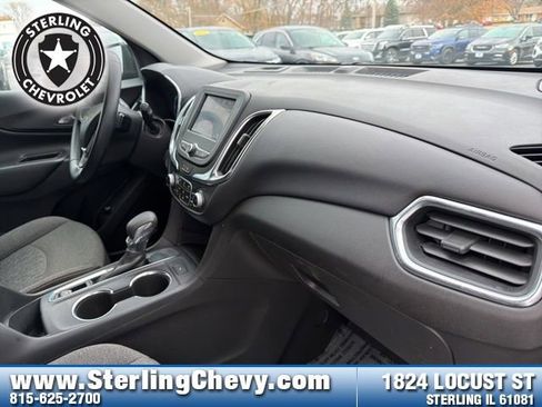 Used 2024 Chevrolet Equinox LT image 17