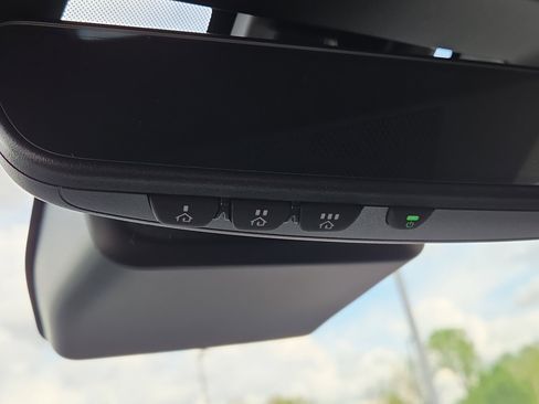 New 2026 Subaru Ascent Limited image 16