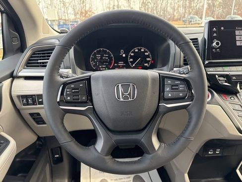 New 2026 Honda Odyssey EX-L image 17