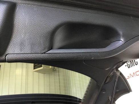 Used 2019 Jeep Cherokee Latitude Plus AWD/4WD image 43