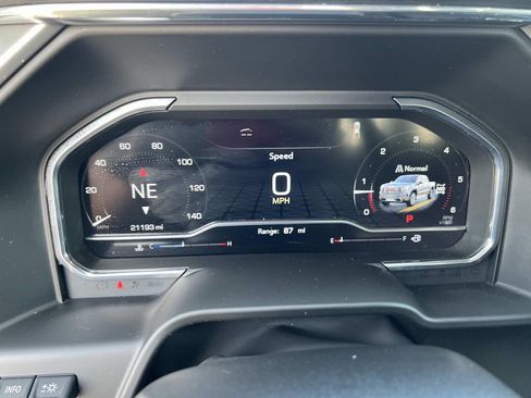 Used 2025 GMC Sierra 1500 Denali w/ Denali Reserve Package image 18