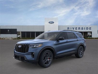 New 2025 Ford Explorer ST-Line w/ Premium Package