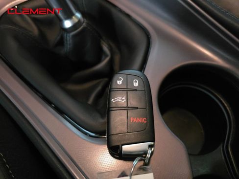 Used 2023 Dodge Challenger R/T w/ Plus Package image 22