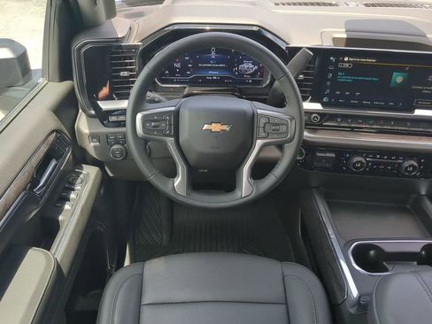 Used 2024 Chevrolet Silverado 2500 LTZ w/ LTZ Premium Package image 16