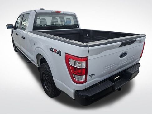 Used 2022 Ford F150 XL w/ Trailer Tow Package image 5
