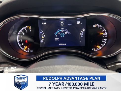 Used 2018 Jeep Grand Cherokee Laredo image 24