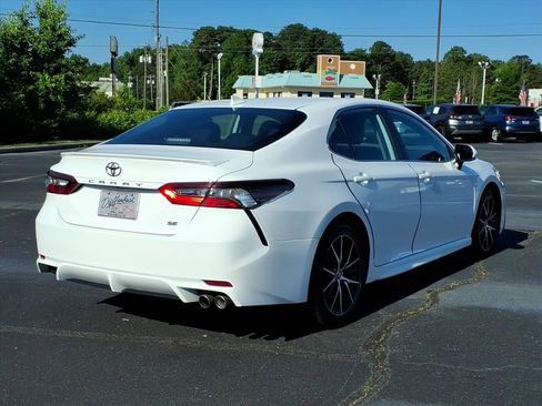Used 2023 Toyota Camry SE FWD image 18