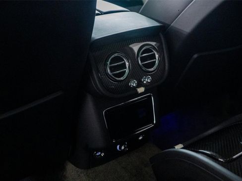 Used 2022 Bentley Bentayga Speed image 40