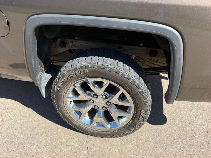Used 2014 GMC Sierra 1500 SLT w/ SLT Preferred Package AWD/4WD image 6