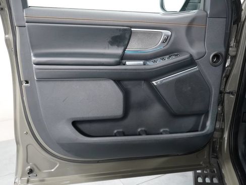 Used 2025 Ford Expedition Tremor AWD/4WD image 27