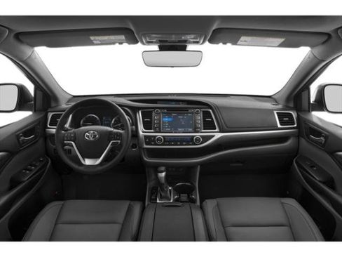 Used 2019 Toyota Highlander Limited Platinum image 11