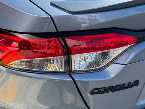 Certified 2025 Toyota Corolla SE image 35
