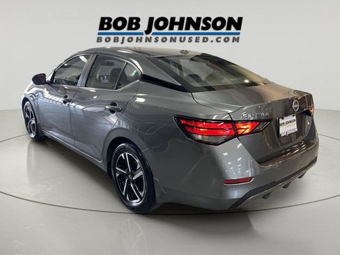 Used 2025 Nissan Sentra SV w/ All-Weather Package FWD image 5