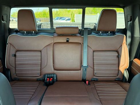 Used 2025 GMC Sierra 1500 Denali Ultimate AWD/4WD image 37