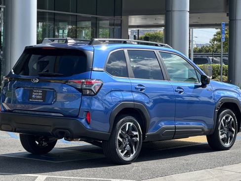 New 2026 Subaru Forester Touring AWD/4WD image 4