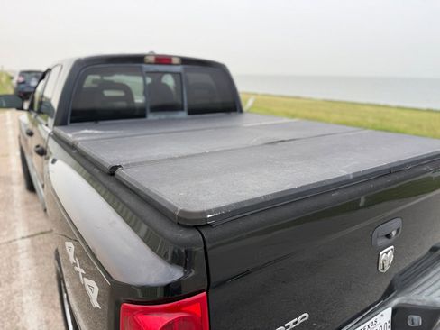 Used 2007 Dodge Dakota SLT w/ Trailer Tow Group AWD/4WD image 16