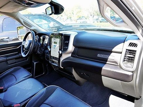 Used 2024 RAM 2500 Laramie image 12