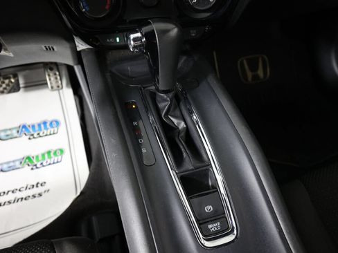 Used 2019 Honda HR-V Sport image 36