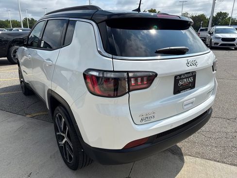 Used 2025 Jeep Compass Limited AWD/4WD image 7