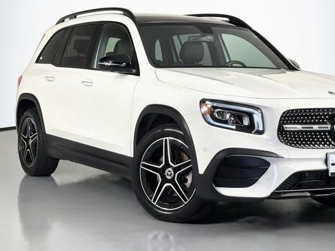 Certified 2023 Mercedes-Benz GLB 250 image 14