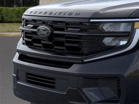 New 2026 Ford Expedition Max Platinum w/ Stealth Appearance Package image 17